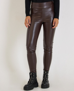 Skinny Hose in Lederoptik in Dunkelbraun