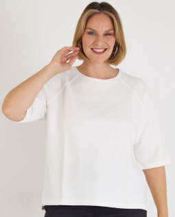 Boxy Shirt in Weiß mit Raglanärmeln
