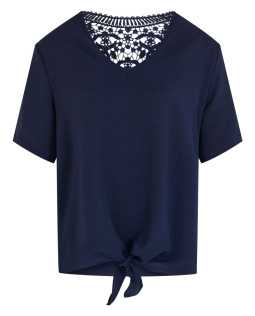 Bluse mit Spitze und Saumknoten