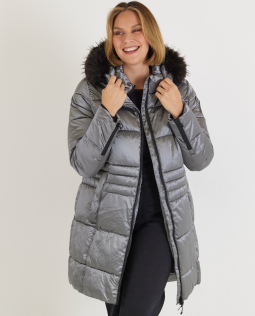 Lange Metallic Steppjacke mit Fellkapuze