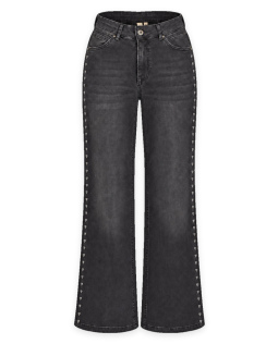 Power-Stretch Denim in Schwarz mit Herzstickerei