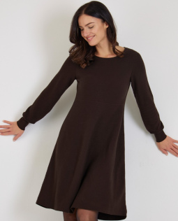 Schlichtes Strickkleid in Braun