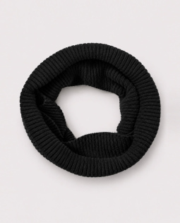 Gerippter Strickloop in Schwarz