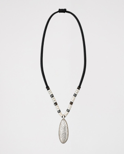 Lange Kette mit Anhänger in Silber