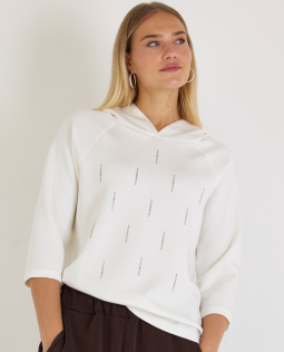 Hoodie in Creme mit Strasssteinen