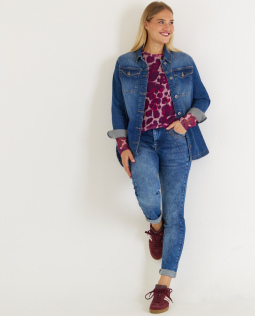 Outfit - Mesh Shirt mit Leodruck & Jeansjacke mit Strasssteinen & Jeans Hannah mit Strasssteinen