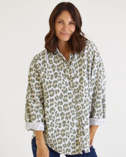 Lässige Hemdkragenbluse mit Leodruck