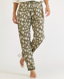 Sweathose mit Leoprint
