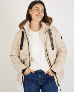 Kurze Steppjacke in Beige mit Karodesign