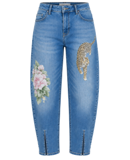 Barrel Jeans in Blau mit Print