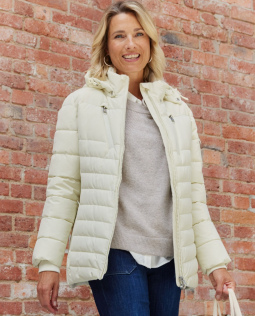 Warme Steppjacke mit Kapuze in Creme